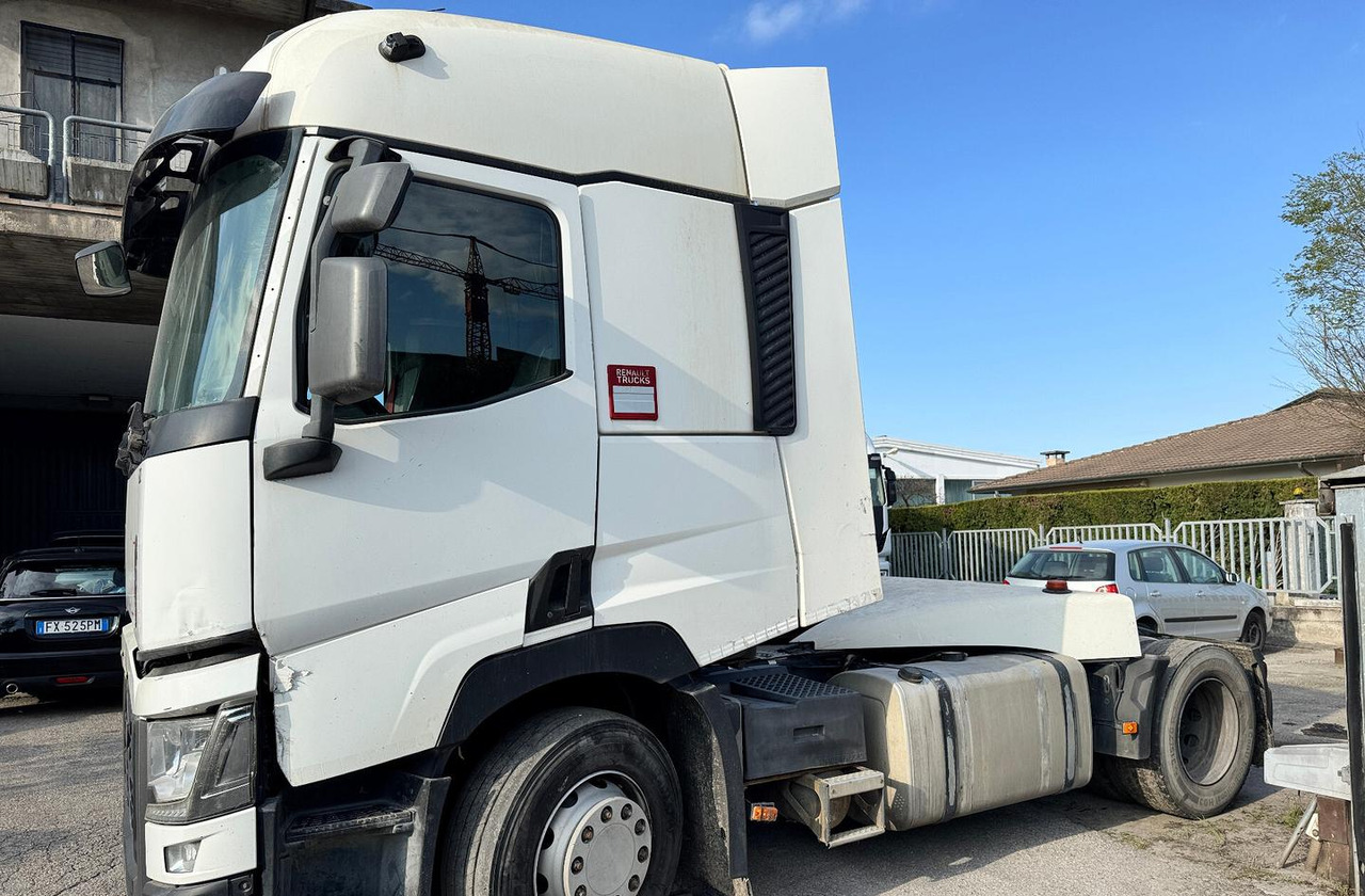 Renault T460 / 2015 / Euro 6 - Cap tractor: Foto 4 Renault T460 / 2015 / Euro 6 - Cap tractor: Foto 4