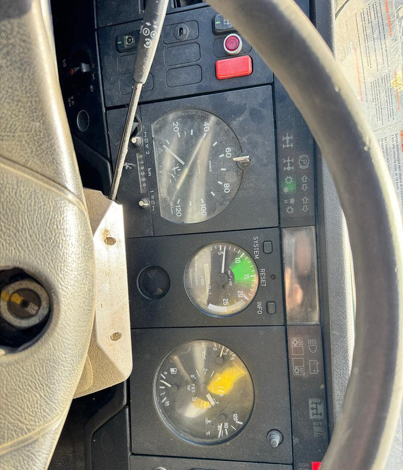 Mercedes Benz SK 2644 ( 6X4 ) V8 - Camion basculantă: Foto 5 Mercedes Benz SK 2644 ( 6X4 ) V8 - Camion basculantă: Foto 5