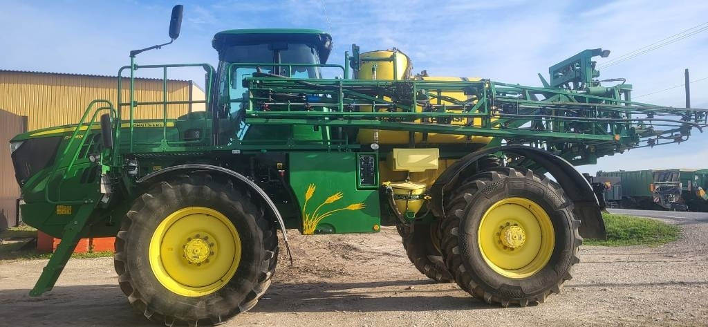 John Deere R4040i - Mașină de erbicidat autopropulsata: Foto 1 John Deere R4040i - Mașină de erbicidat autopropulsata: Foto 1