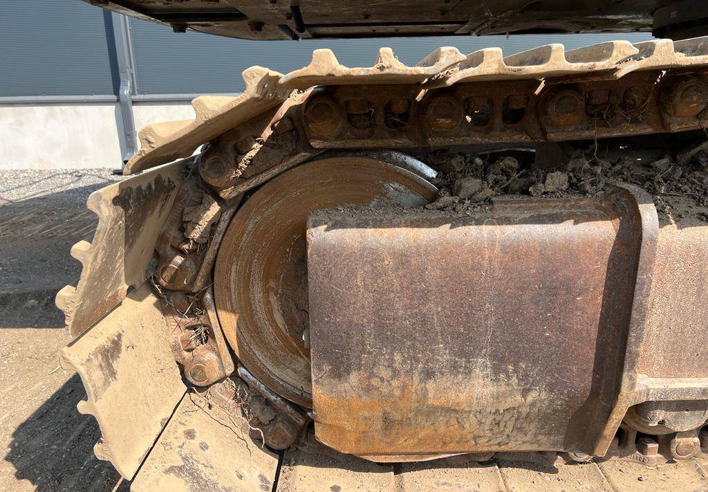Kobelco SK 210 LC-10 - Excavator pe şenile: Foto 4 Kobelco SK 210 LC-10 - Excavator pe şenile: Foto 4