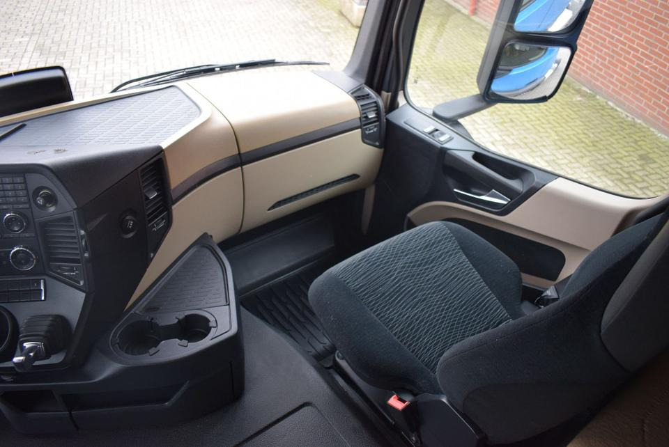 Leasing de  Mercedes-Benz Actros 1843 Stream Space Kipphydraulik Klima Mercedes-Benz Actros 1843 Stream Space Kipphydraulik Klima: Foto 20