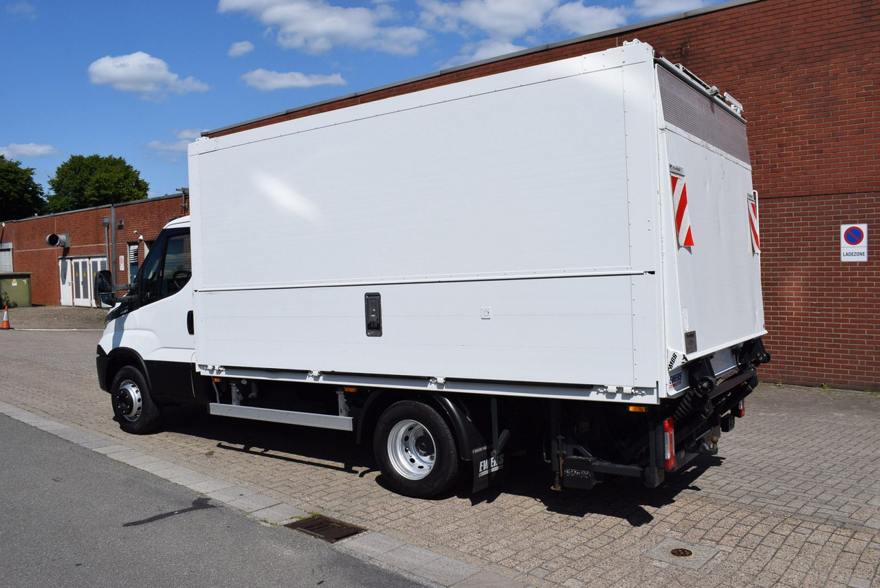 Iveco Daily 70 C 18 Schwenkwand Automatik LBW 1500KG - Camion pentru transportul băuturilor: Foto 5 Iveco Daily 70 C 18 Schwenkwand Automatik LBW 1500KG - Camion pentru transportul băuturilor: Foto 5