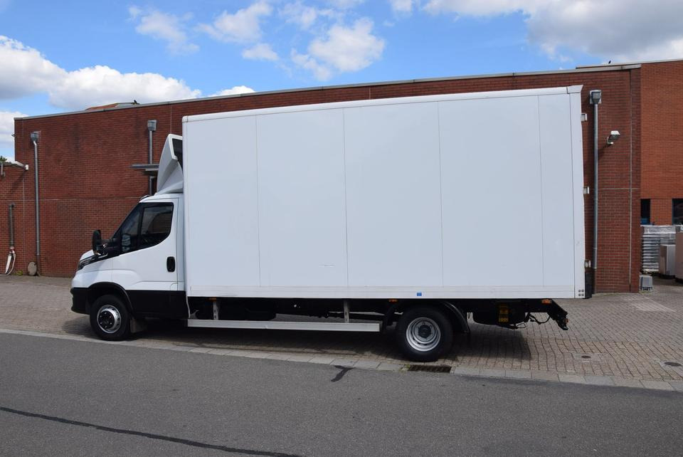 Iveco Daily 72 C18 Automatik Luftfederung Tempomat LED - Autoutilitară box: Foto 3 Iveco Daily 72 C18 Automatik Luftfederung Tempomat LED - Autoutilitară box: Foto 3