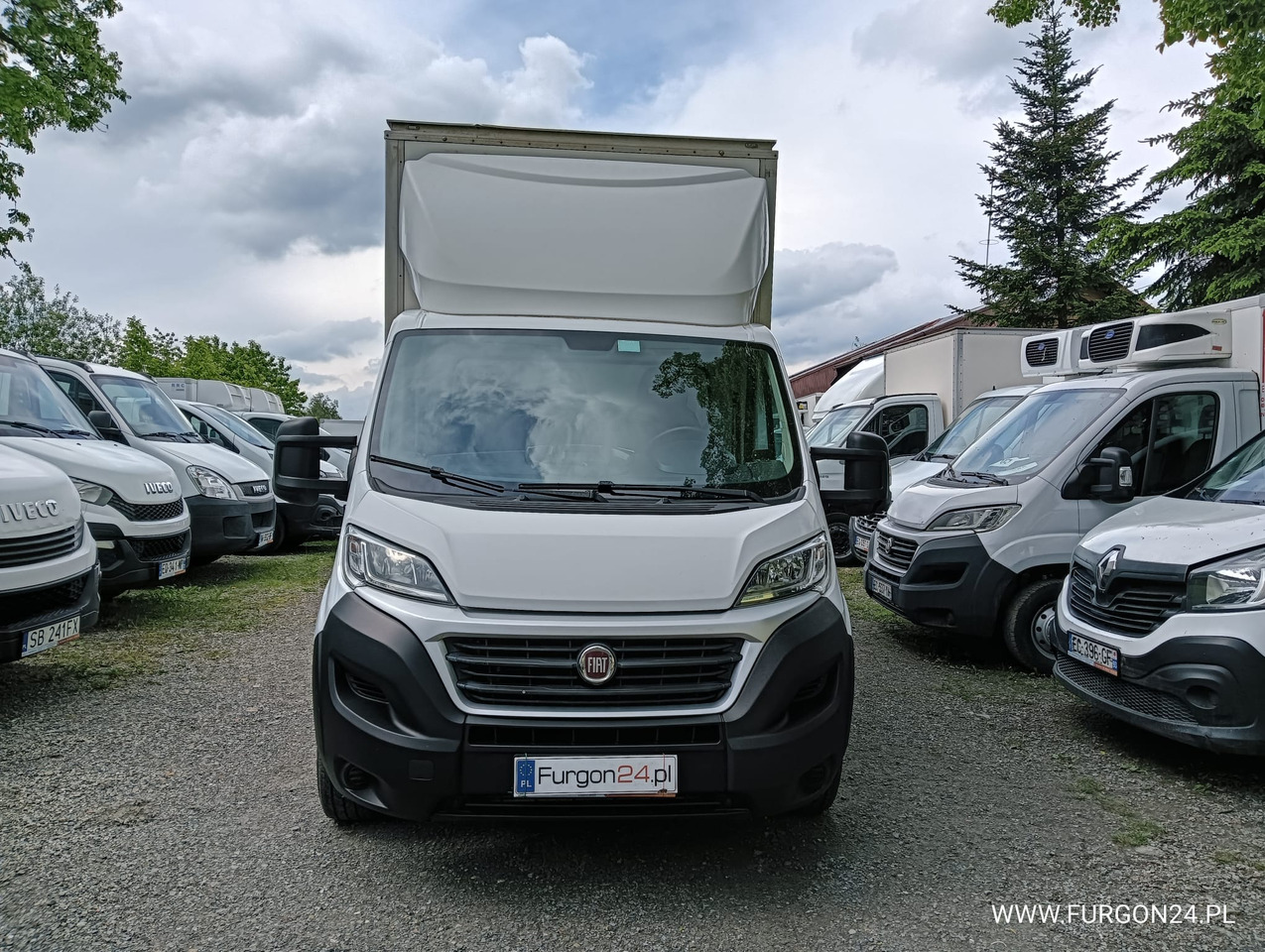 FIAT DUCATO KONTENER WINDA NR 886 - Autoutilitară box: Foto 2 FIAT DUCATO KONTENER WINDA NR 886 - Autoutilitară box: Foto 2