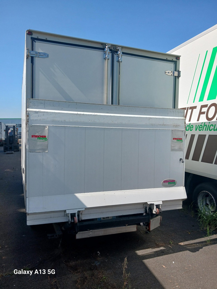 IVECO DAILY 35S14 KONTENER CHŁODNIA WINDA NR 881 - Autoutilitară frigorifica: Foto 1 IVECO DAILY 35S14 KONTENER CHŁODNIA WINDA NR 881 - Autoutilitară frigorifica: Foto 1