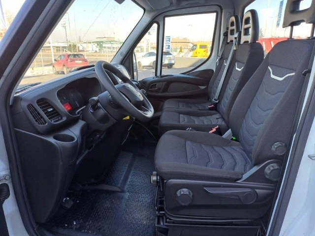 Leasing de IVECO Daily 35S16H3.0 IVECO Daily 35S16H3.0: Foto 12 Leasing de IVECO Daily 35S16H3.0 IVECO Daily 35S16H3.0: Foto 12