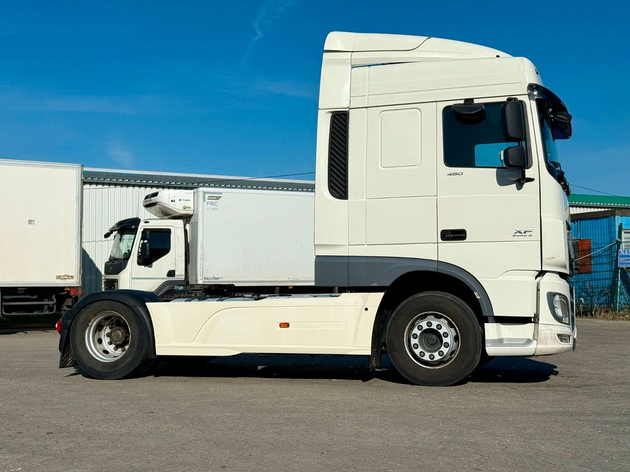 DAF XF 460 Retarter+Standklima+2xTank - Cap tractor: Foto 2 DAF XF 460 Retarter+Standklima+2xTank - Cap tractor: Foto 2