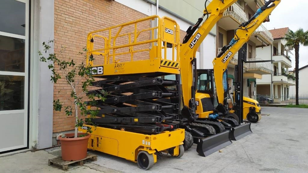 JCB S4550E - Platforma foarfeca: Foto 1 JCB S4550E - Platforma foarfeca: Foto 1