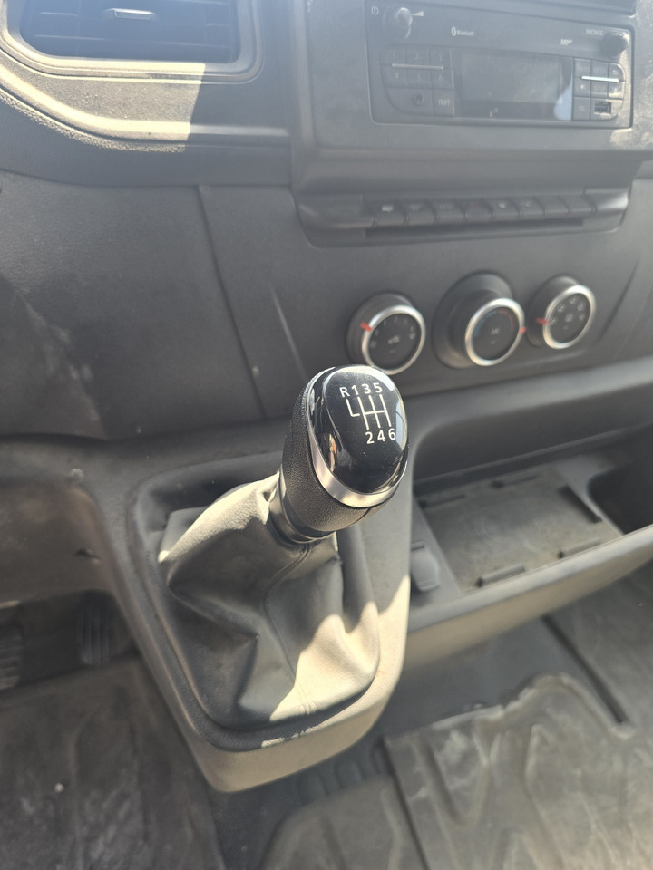 Renault Master RT 2.3 DCI TURBO 150CV - Autoutilitară frigorifica: Foto 4 Renault Master RT 2.3 DCI TURBO 150CV - Autoutilitară frigorifica: Foto 4