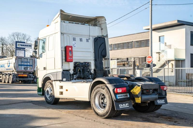 DAF XF 460 + HYDRAULIQUE (50Ton) - Cap tractor: Foto 5 DAF XF 460 + HYDRAULIQUE (50Ton) - Cap tractor: Foto 5