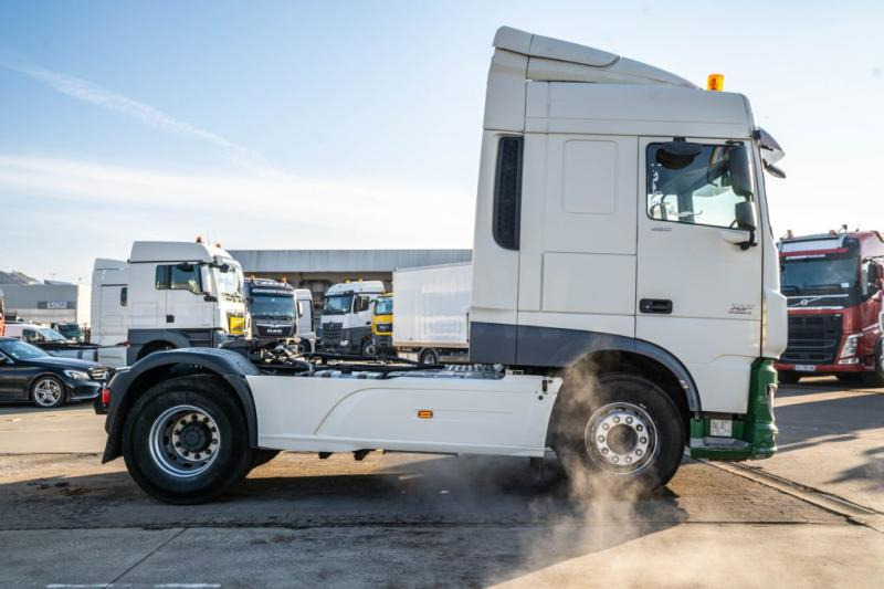 DAF XF 460 + HYDRAULIQUE - Cap tractor: Foto 3 DAF XF 460 + HYDRAULIQUE - Cap tractor: Foto 3