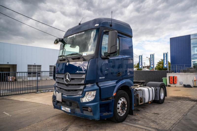 Cap tractor Mercedes ACTROS 1843 LS + HYDRAULIQUE: Foto 1