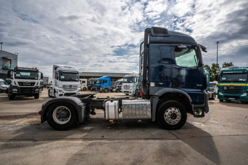Mercedes AROCS 1843 LS ( NO ACTROS)+BIG AXLE+HYDR. - Cap tractor: Foto 3 Mercedes AROCS 1843 LS ( NO ACTROS)+BIG AXLE+HYDR. - Cap tractor: Foto 3