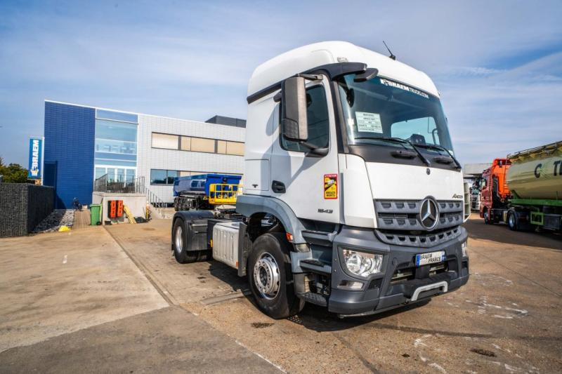 Mercedes AROCS 1843 LS ( NO ACTROS) - Cap tractor: Foto 2 Mercedes AROCS 1843 LS ( NO ACTROS) - Cap tractor: Foto 2