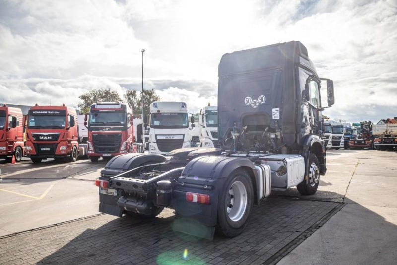 Mercedes AROCS 1843 LS ( NO ACTROS) +HYDRAULIQUE - Cap tractor: Foto 3 Mercedes AROCS 1843 LS ( NO ACTROS) +HYDRAULIQUE - Cap tractor: Foto 3