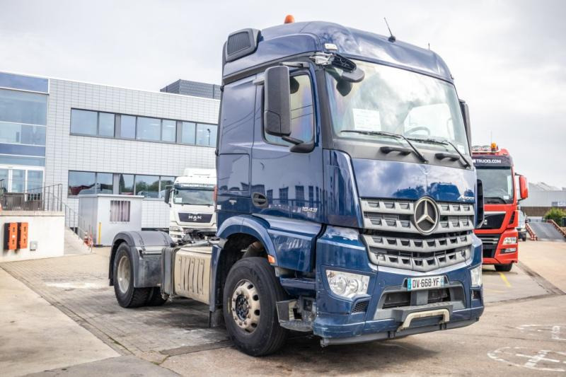 Mercedes AROCS(NO ACTROS) 1843 LS+HYDR - Cap tractor: Foto 2 Mercedes AROCS(NO ACTROS) 1843 LS+HYDR - Cap tractor: Foto 2