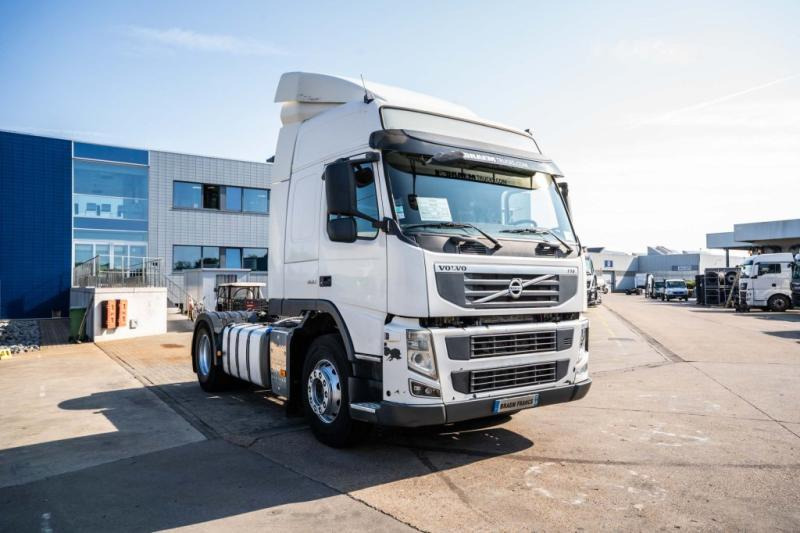Volvo FM (FH) 460 GLOB +VOITH+KIPHYDR. - Cap tractor: Foto 2 Volvo FM (FH) 460 GLOB +VOITH+KIPHYDR. - Cap tractor: Foto 2