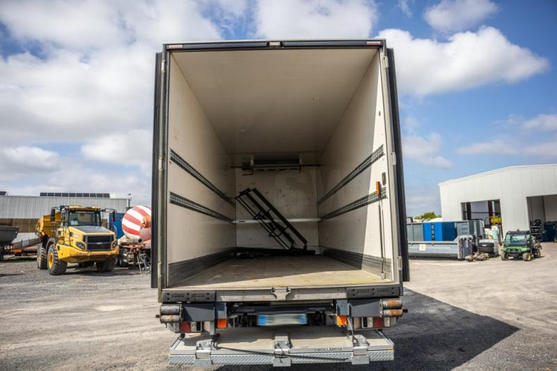 Chereau CHEREAU+CARRIER+DHOLLANDIA 2.5 T. - Remorcă furgon: Foto 5 Chereau CHEREAU+CARRIER+DHOLLANDIA 2.5 T. - Remorcă furgon: Foto 5