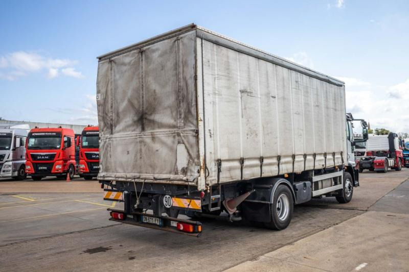Iveco EUROCARGO 160E25 - Camion cu prelată: Foto 3 Iveco EUROCARGO 160E25 - Camion cu prelată: Foto 3