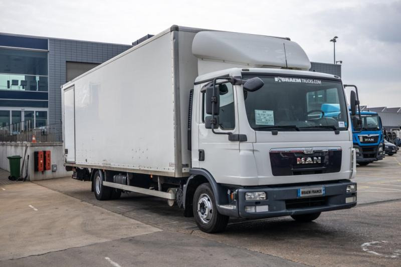 MAN TGL 12.220 BL+E5+HAYON - Camion furgon: Foto 2 MAN TGL 12.220 BL+E5+HAYON - Camion furgon: Foto 2