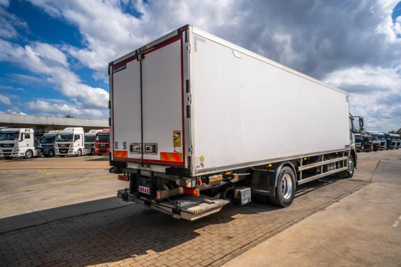 Mercedes AXOR 1829 BL-MP3 +CARRIER+DHOLLANDIA - Camion frigider: Foto 4 Mercedes AXOR 1829 BL-MP3 +CARRIER+DHOLLANDIA - Camion frigider: Foto 4