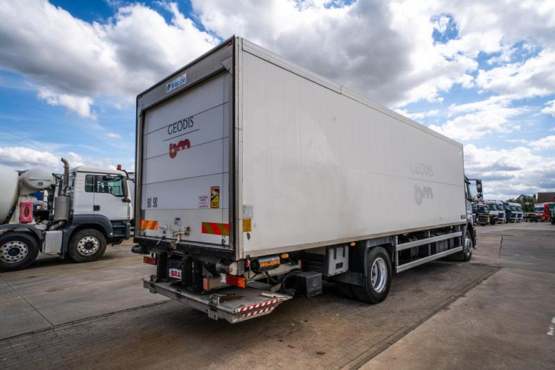 Mercedes AXOR 1829-MP3+ CARRIER - Camion frigider: Foto 4 Mercedes AXOR 1829-MP3+ CARRIER - Camion frigider: Foto 4