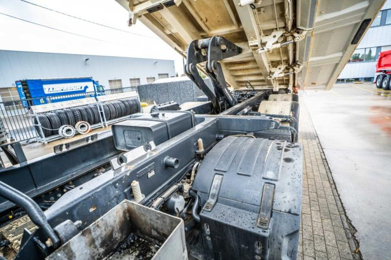 Renault C 480 - Camion basculantă: Foto 5 Renault C 480 - Camion basculantă: Foto 5