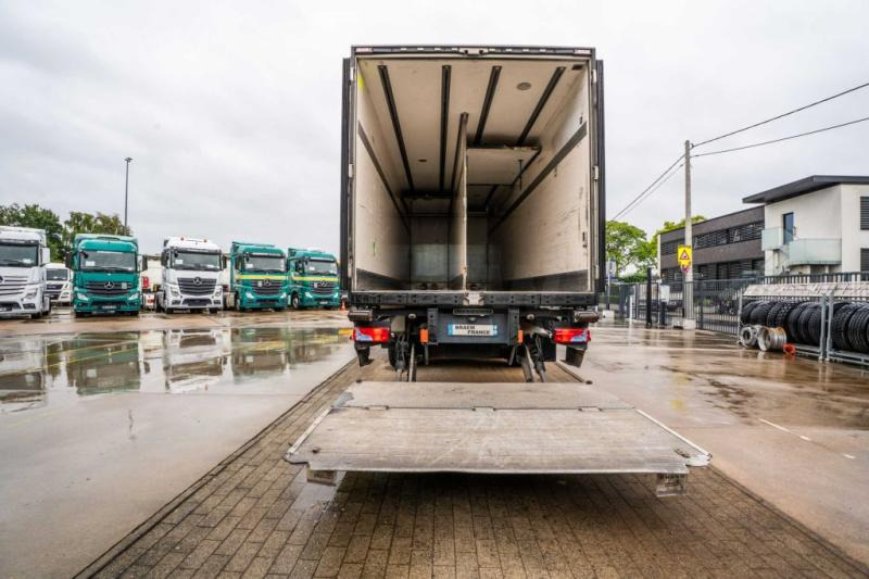 Camion frigider Scania R 410+CHEREAU+CARRIER 1150 MT+DHOLLANDIA 2.5T: Foto 8