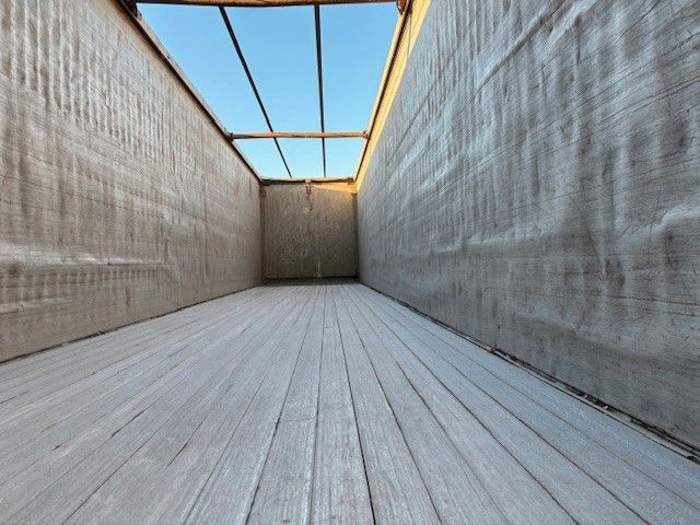 Semiremorcă cu podea culisantă Stas Stas Reisch Walkingfloor: Foto 12 Semiremorcă cu podea culisantă Stas Stas Reisch Walkingfloor: Foto 12