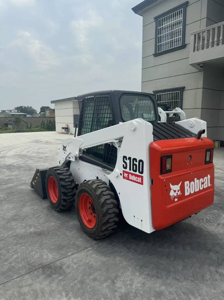 Bobcat S 160 - Mini încărcător: Foto 5 Bobcat S 160 - Mini încărcător: Foto 5