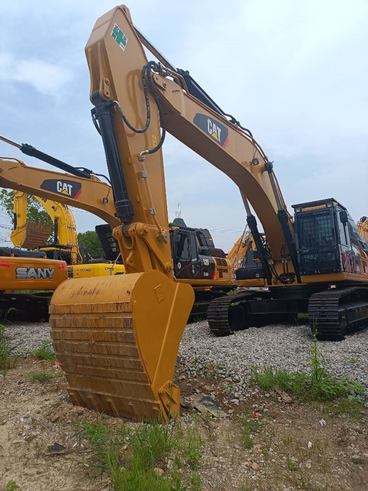 CAT 330 - Excavator pe şenile: Foto 1 CAT 330 - Excavator pe şenile: Foto 1