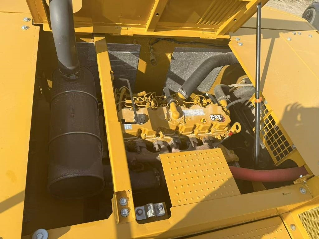 CAT 336GC  - Excavator pe şenile: Foto 4 CAT 336GC  - Excavator pe şenile: Foto 4