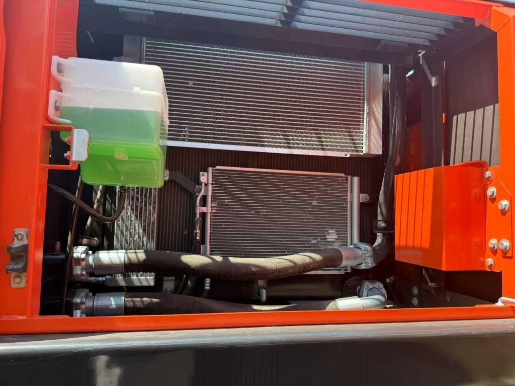 Doosan DX 340 - Excavator pe şenile: Foto 5 Doosan DX 340 - Excavator pe şenile: Foto 5