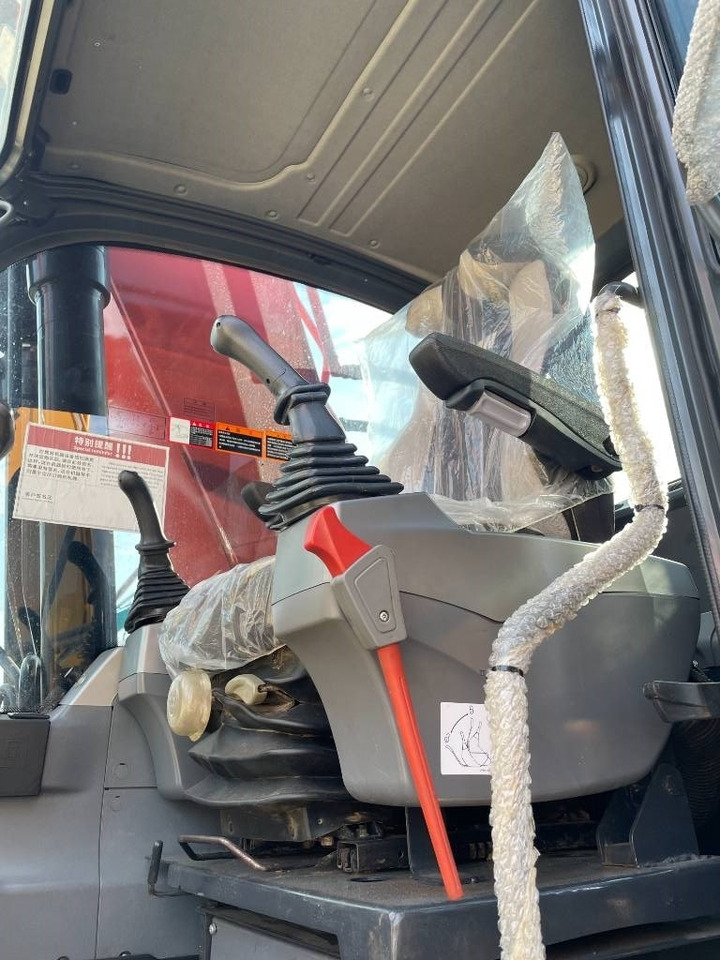 Doosan DX225LCA - Excavator pe şenile: Foto 2 Doosan DX225LCA - Excavator pe şenile: Foto 2