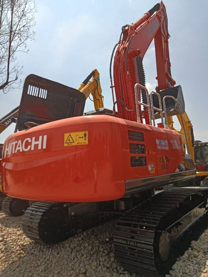 Hitachi ZX 240 - Excavator pe şenile: Foto 3 Hitachi ZX 240 - Excavator pe şenile: Foto 3