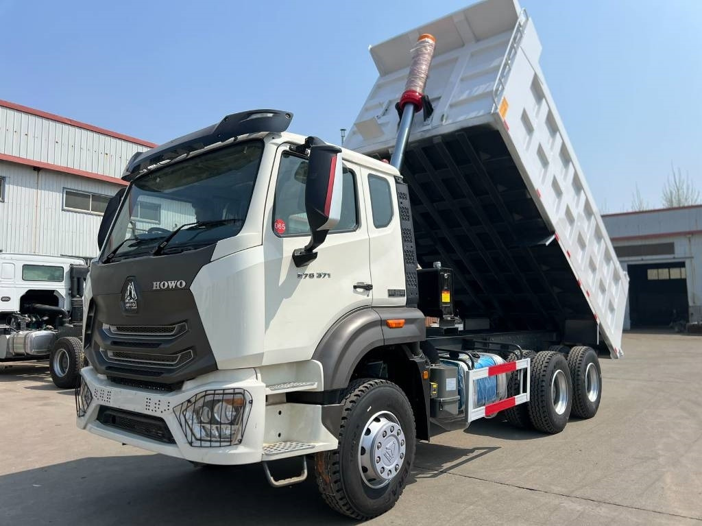 Howo 371 - Camion basculantă: Foto 5 Howo 371 - Camion basculantă: Foto 5