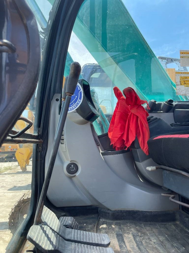 Kobelco SK 75 - Excavator pe şenile: Foto 4 Kobelco SK 75 - Excavator pe şenile: Foto 4