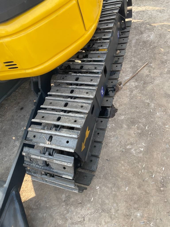 Komatsu PC 35 - Mini excavator: Foto 2 Komatsu PC 35 - Mini excavator: Foto 2