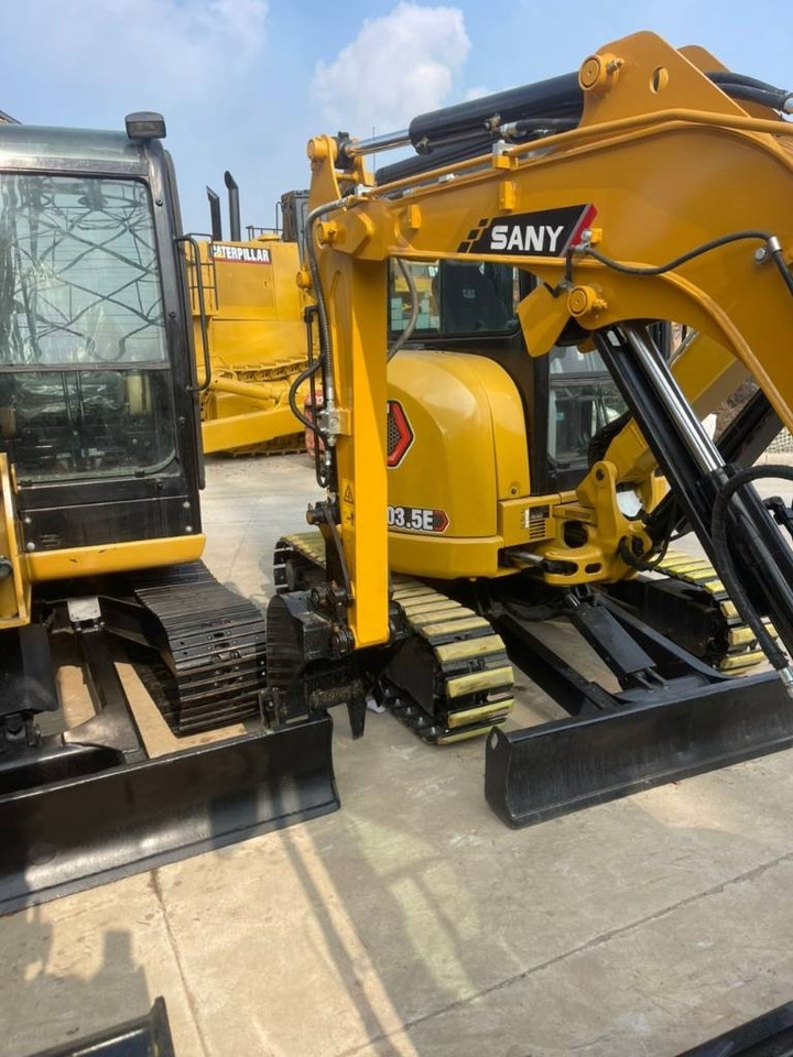 Sany 26U - Excavator pe şenile: Foto 2 Sany 26U - Excavator pe şenile: Foto 2