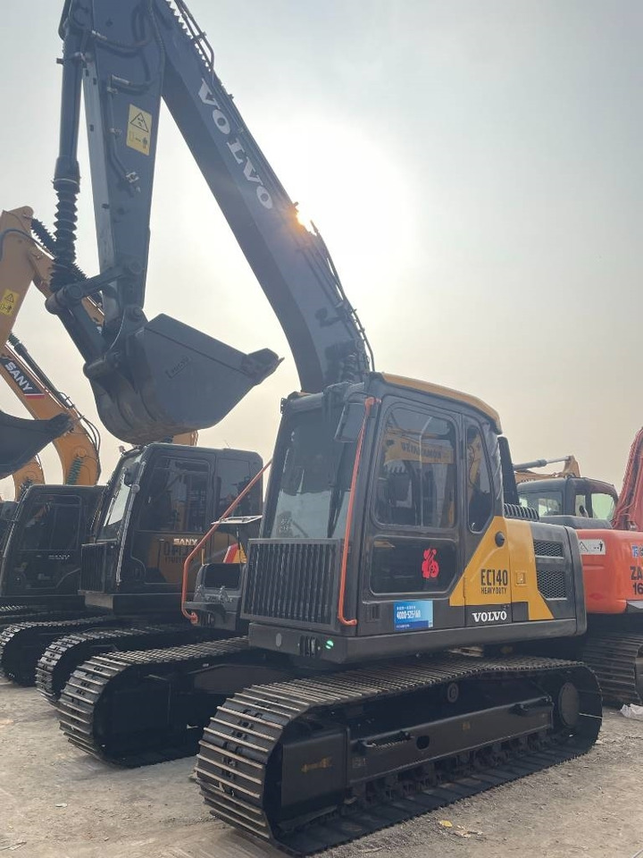 Volvo EC 140 - Excavator pe şenile: Foto 2 Volvo EC 140 - Excavator pe şenile: Foto 2