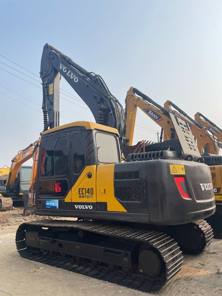 Volvo EC 140 - Excavator pe şenile: Foto 1 Volvo EC 140 - Excavator pe şenile: Foto 1