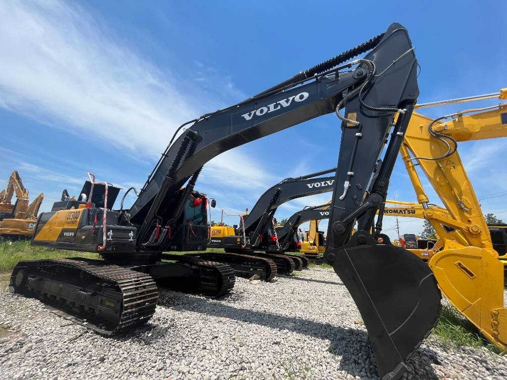 Volvo EC 300 - Excavator pe şenile: Foto 5 Volvo EC 300 - Excavator pe şenile: Foto 5