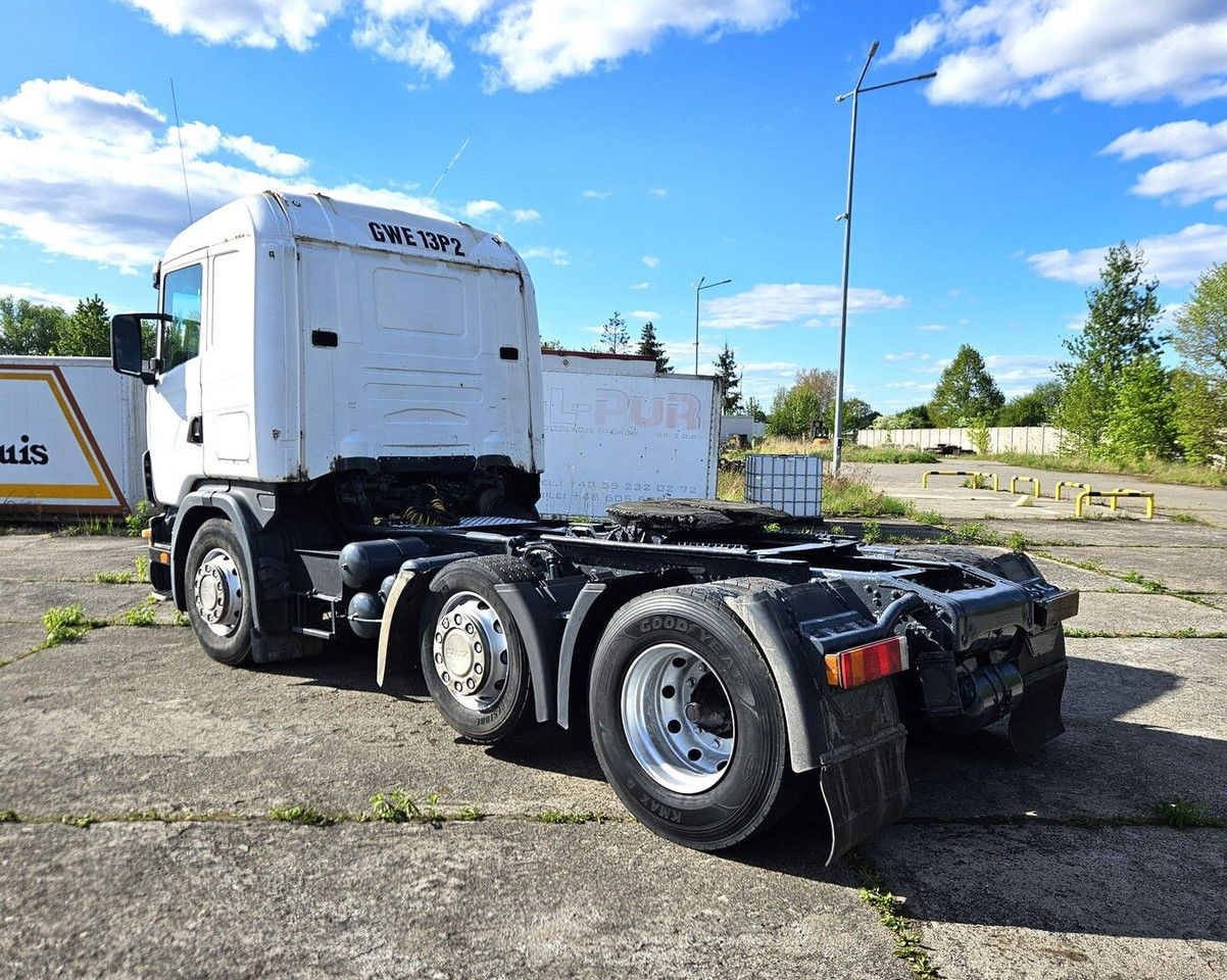 Scania 124L400 6x2 - manual pump and injectors - manual g earbox - airco - Cap tractor: Foto 4 Scania 124L400 6x2 - manual pump and injectors - manual g earbox - airco - Cap tractor: Foto 4