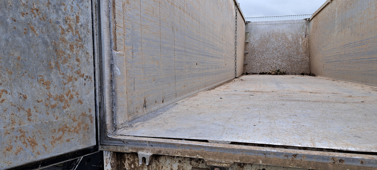 Semiremorcă basculantă TISVOL: Foto 12 Semiremorcă basculantă TISVOL: Foto 12