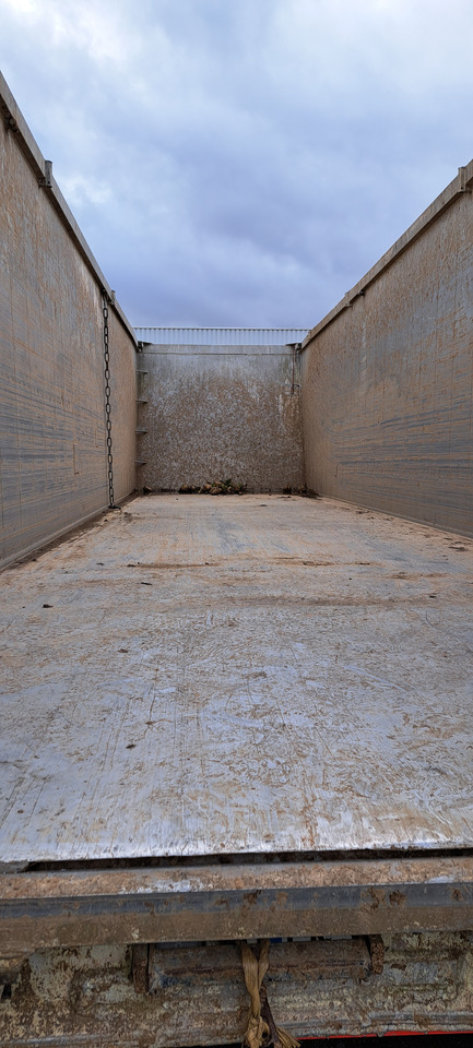 Semiremorcă basculantă TISVOL: Foto 11 Semiremorcă basculantă TISVOL: Foto 11