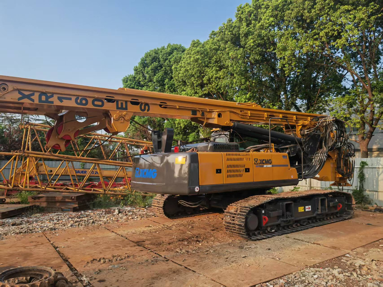 XCMG Rotary Drill XR160E XR160ES Crawler Drill Rig - Maşină de foraj: Foto 3 XCMG Rotary Drill XR160E XR160ES Crawler Drill Rig - Maşină de foraj: Foto 3