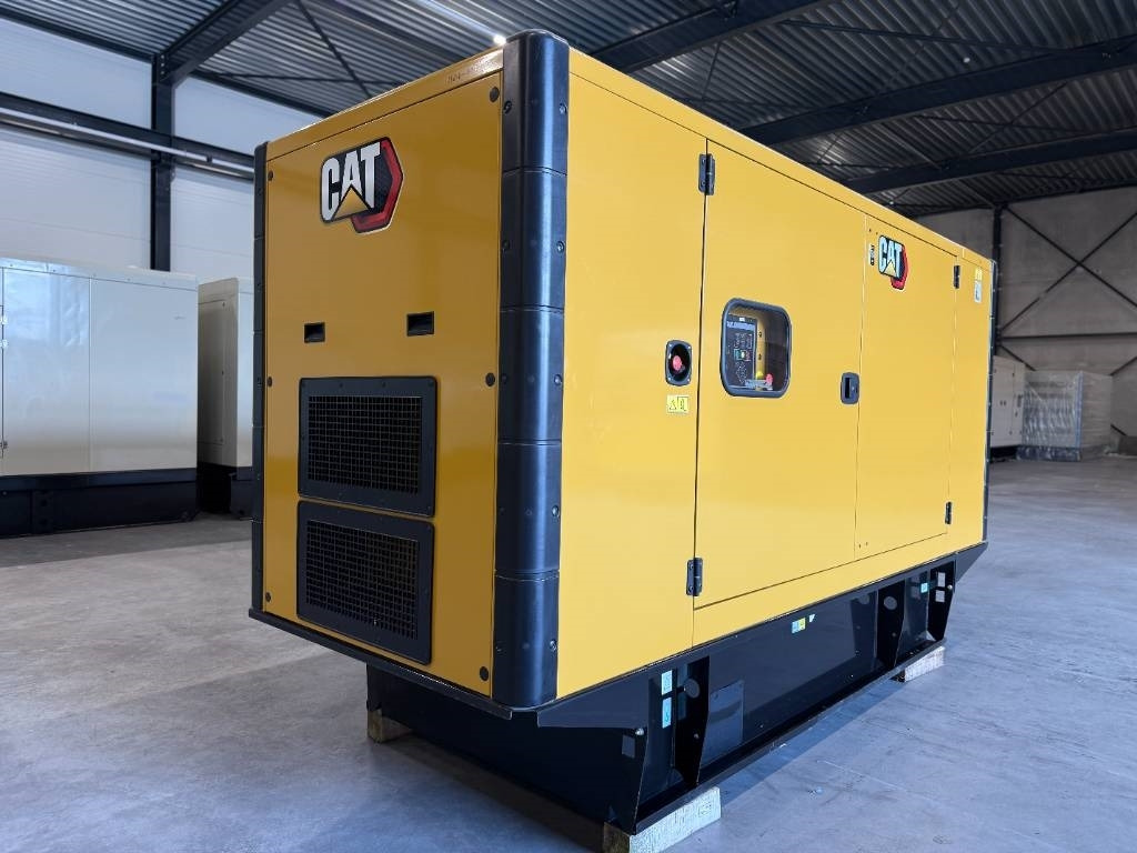 CAT DE220E0 - 220 kVA Surplus genset - DPX-18018-30 - Generator electric: Foto 2 CAT DE220E0 - 220 kVA Surplus genset - DPX-18018-30 - Generator electric: Foto 2