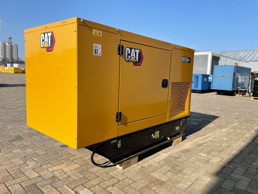 CAT DE88GC - 88 kVA Stand-by Generator Set - DPX-18207 - Generator electric: Foto 4 CAT DE88GC - 88 kVA Stand-by Generator Set - DPX-18207 - Generator electric: Foto 4