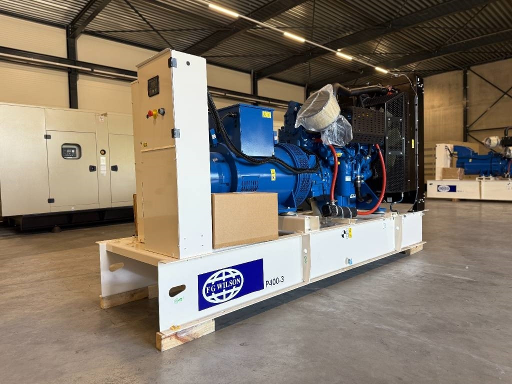 FG Wilson P400-3 - 400 kVA Open Genset - DPX-16017-O - Generator electric: Foto 2 FG Wilson P400-3 - 400 kVA Open Genset - DPX-16017-O - Generator electric: Foto 2