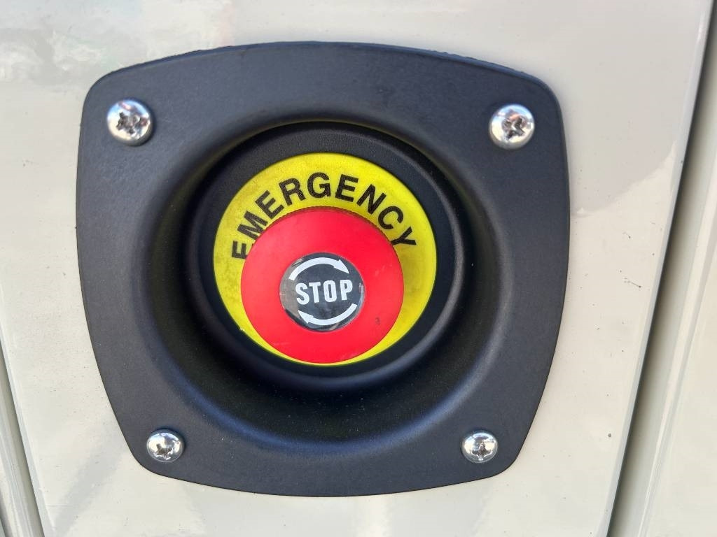 Generator electric nou Iveco NEF45TM3 - 132 kVA Generator - DPX-19792: Foto 20 Generator electric nou Iveco NEF45TM3 - 132 kVA Generator - DPX-19792: Foto 20